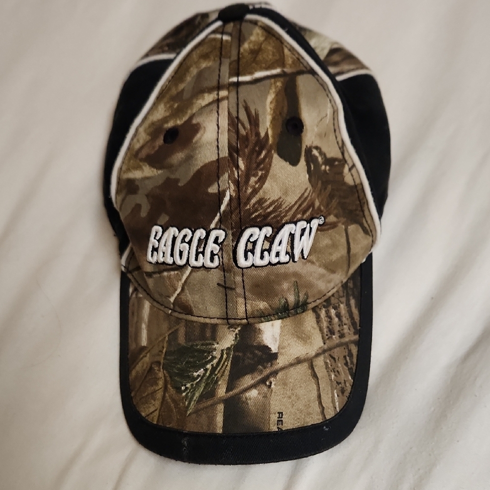 INFINITY HEADWEAR  'Eagle Claw' Camouflage Cap 🍄‍🟫